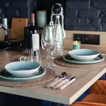 La Dependance, Pause Nature & Balneo Pour Deux A Vakantiehuis